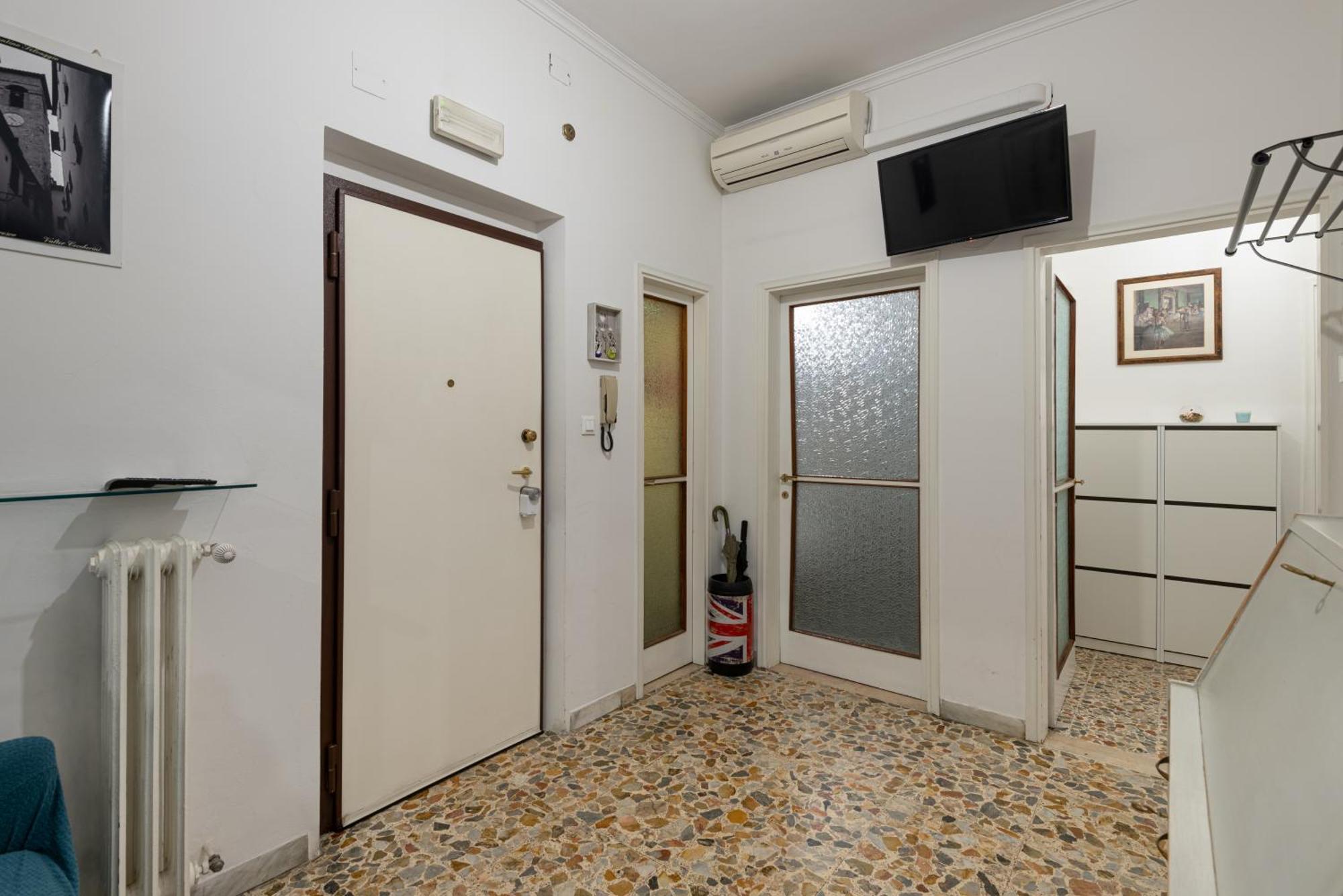 Comfortable Apartment 10 Minutes From City Center Florenţa Exterior foto
